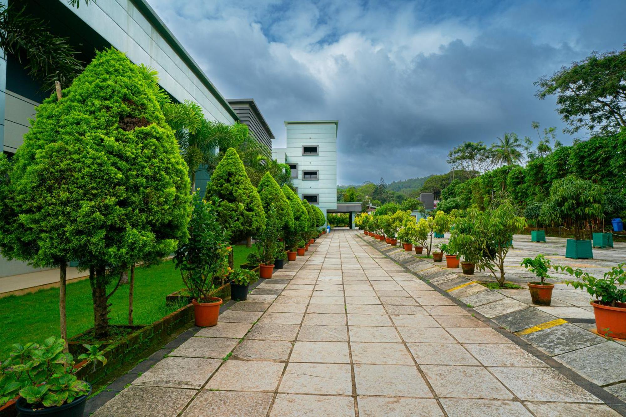 ויטירי The Sanihara Hotel & Resort מראה חיצוני תמונה